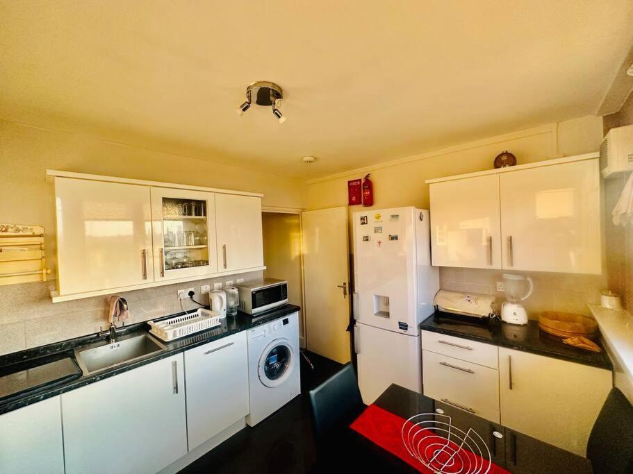 3 Bed Sky Apartment Se15 Peckham London Exterior foto