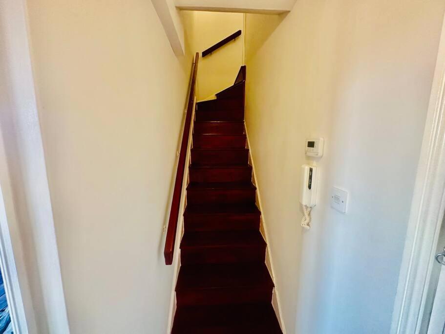 3 Bed Sky Apartment Se15 Peckham London Exterior foto
